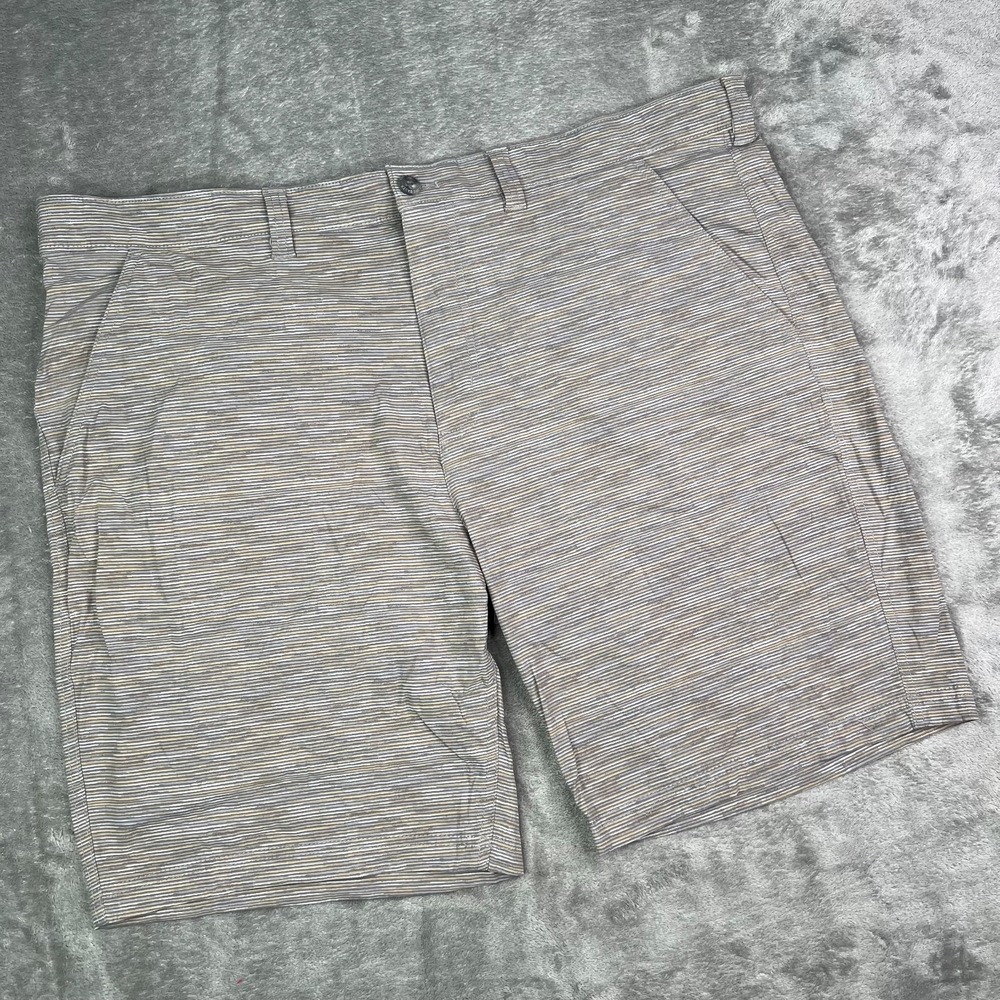 Eddie Bauer Travex Shorts Mens 42 Striped 9" Inseam Casual Performance Chino
